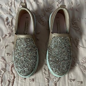 Kids size 3.5, rose gold Skecher slides